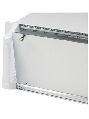 Front Panel, Top/Bottom-Hinged 266.7 x 426.7mm EMC Shielded Aluminium 6U