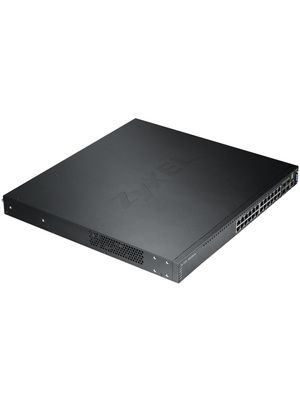 Network Switch 24x 10/100/1000 4x SFP+ Layer 2