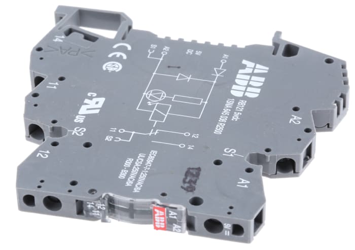ABB R600 Series Interface Relay, DIN Rail Mount, 5V dc Coil, SPDT, 3 → 6000mA Load